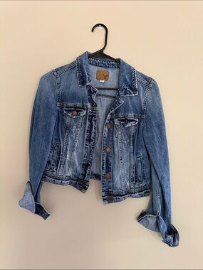American Eagle Outfitters Faded Blue Denim Jacket